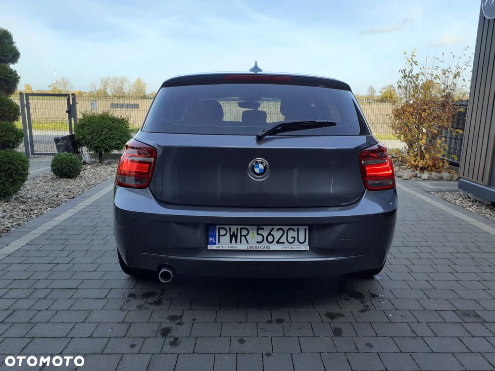 BMW Seria 1 116d Sport Line - 23