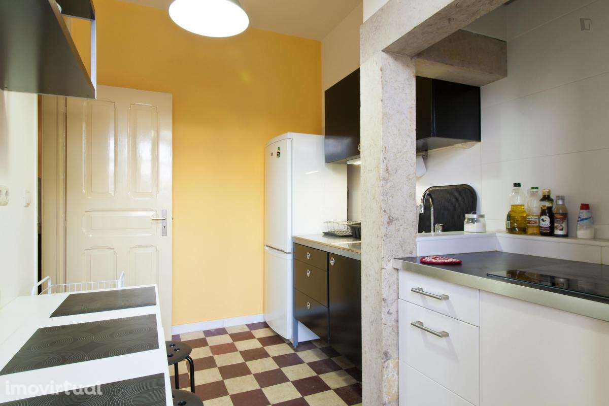 Quarto - localizado em Campolide Lisbon - Grande imagem: 5/16