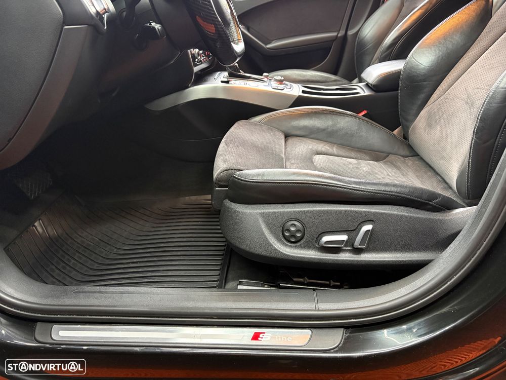 Audi A4 Avant 2.0 TDI Multitronic S-line - 34