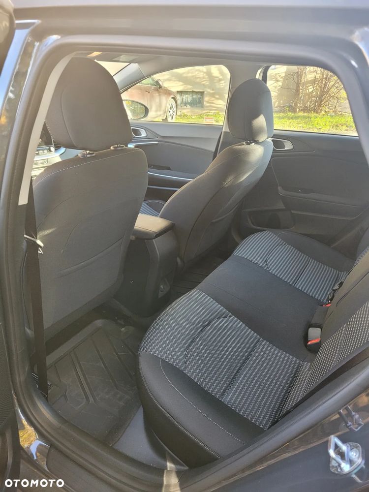 Kia Ceed 1.5 T-GDI M DCT - 8