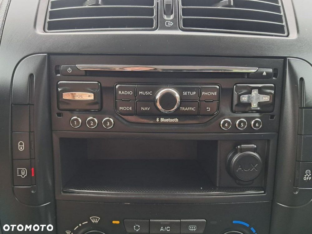 Peugeot Expert - 26