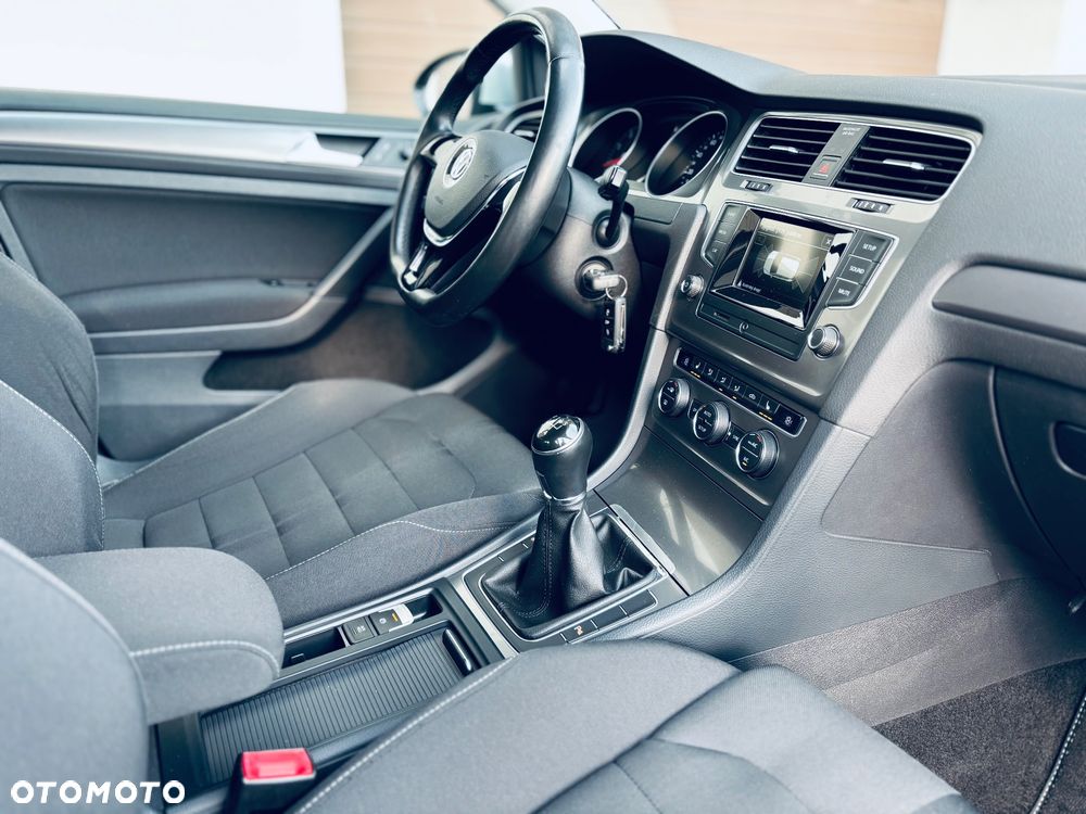 Volkswagen Golf 1.2 TSI BMT Trendline - 15