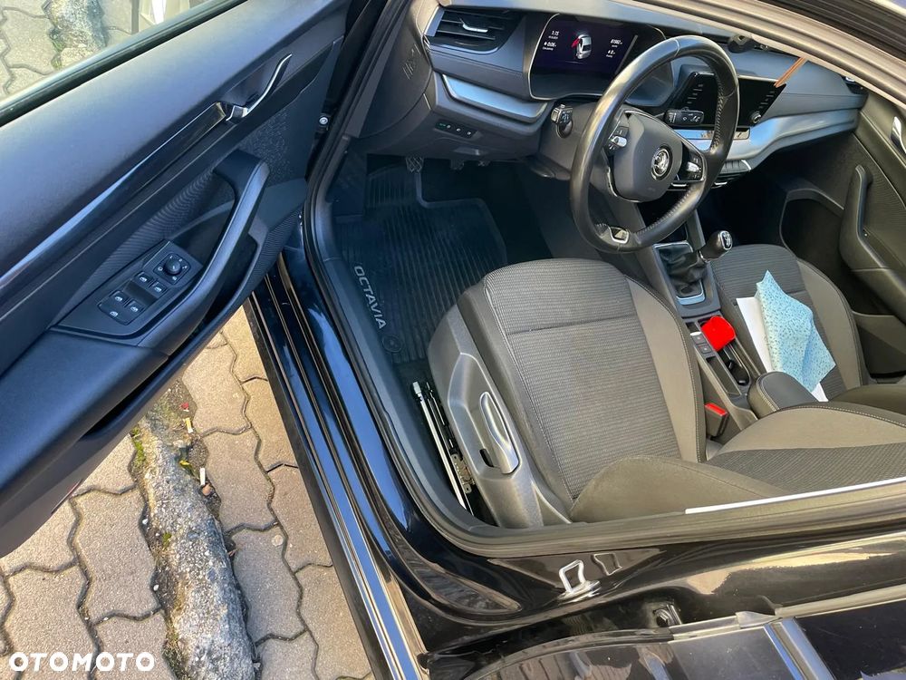 Skoda Octavia 1.5 TSI ACT Ambition - 19