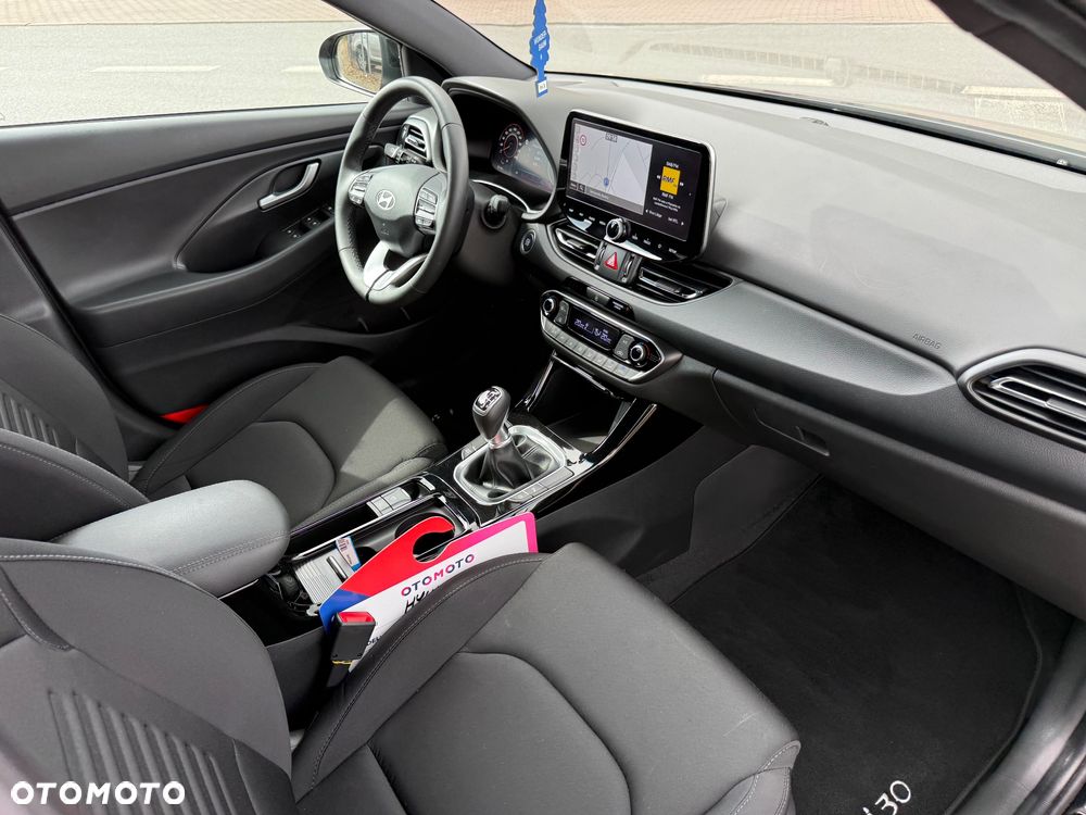 Hyundai i30 1.5 T-GDI 48V-Hybrid Advantage - 8