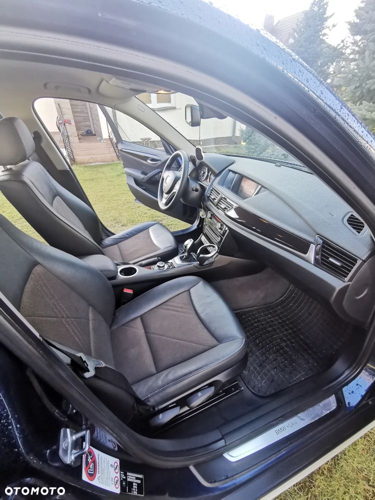 BMW X1 sDrive20d xLine - 22