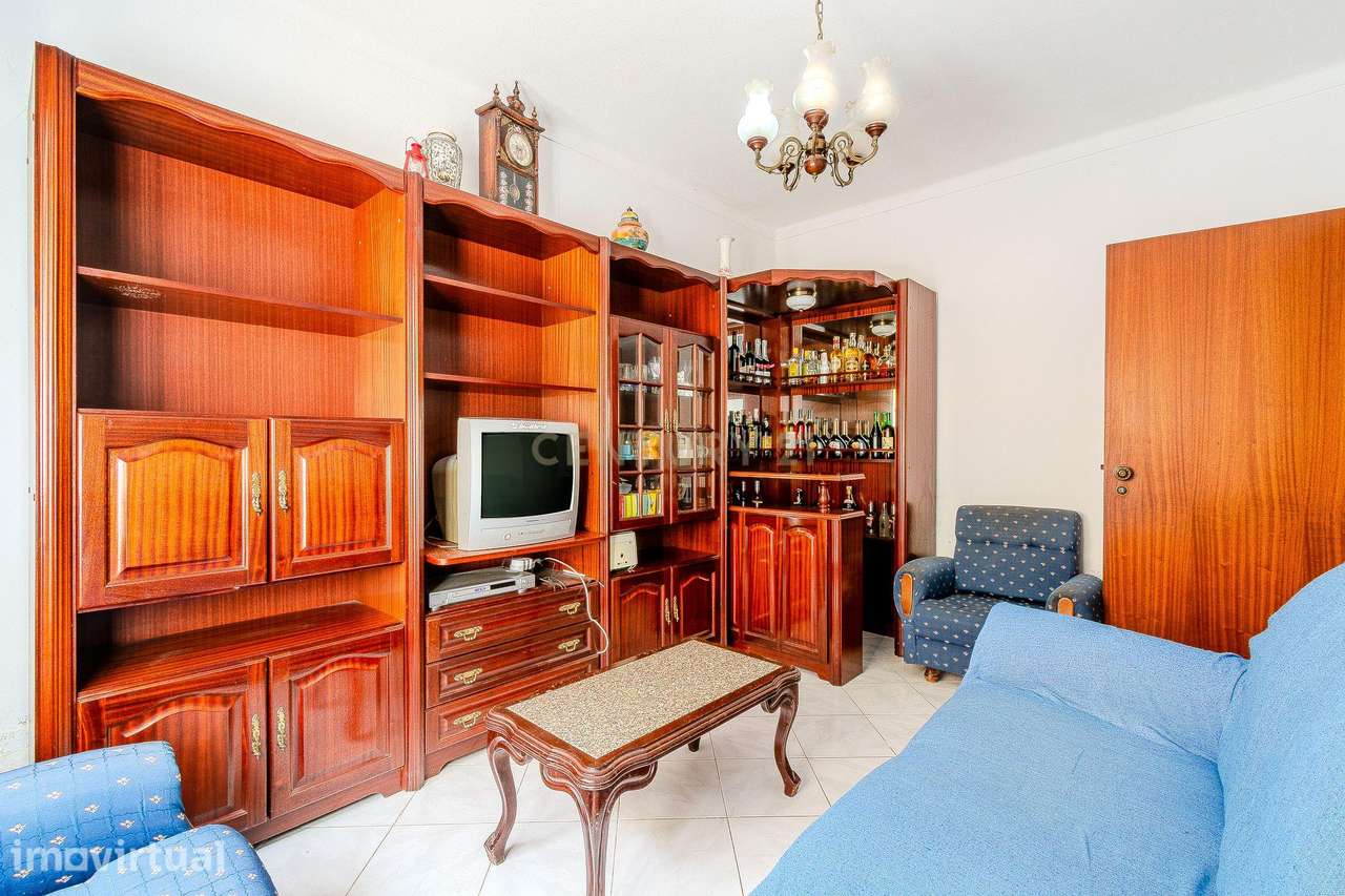 Casa Térrea T2+1 com Logradouro de 135m2, situada em Tunes - Grande imagem: 3/31