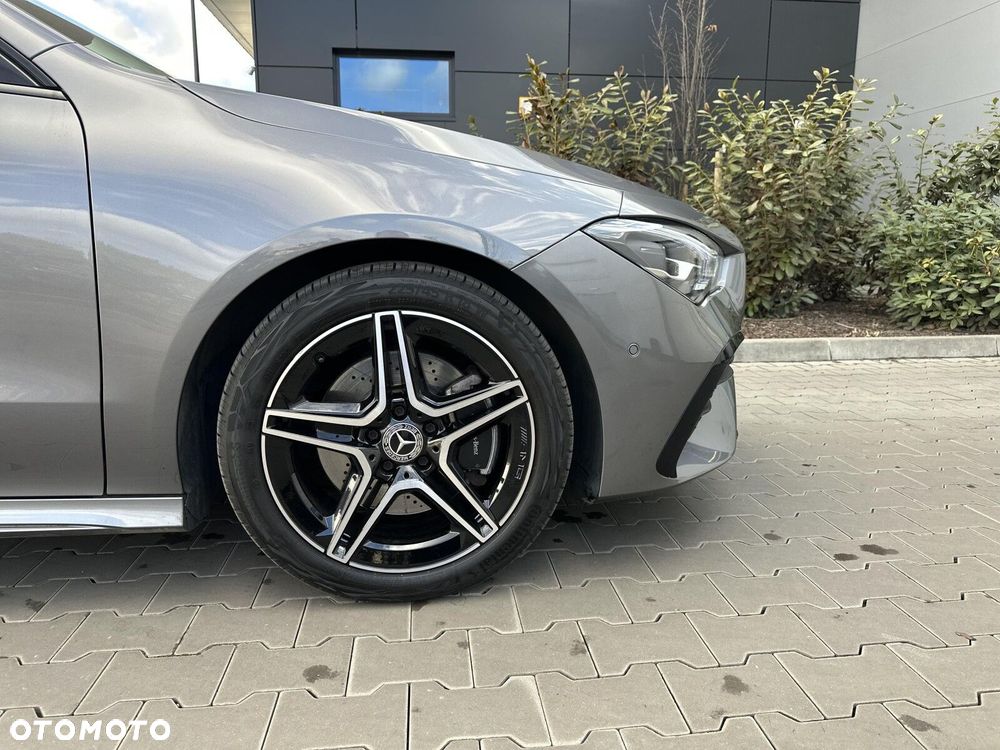 Mercedes-Benz CLA 200 AMG Line 7G-DCT - 16