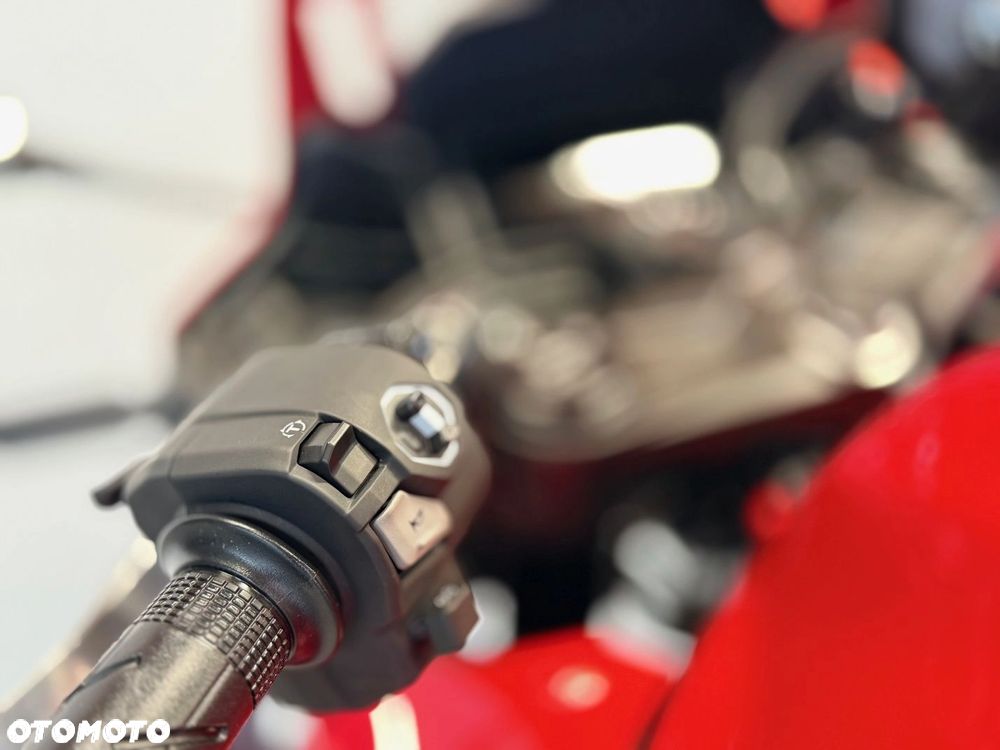 Honda CBR - 8