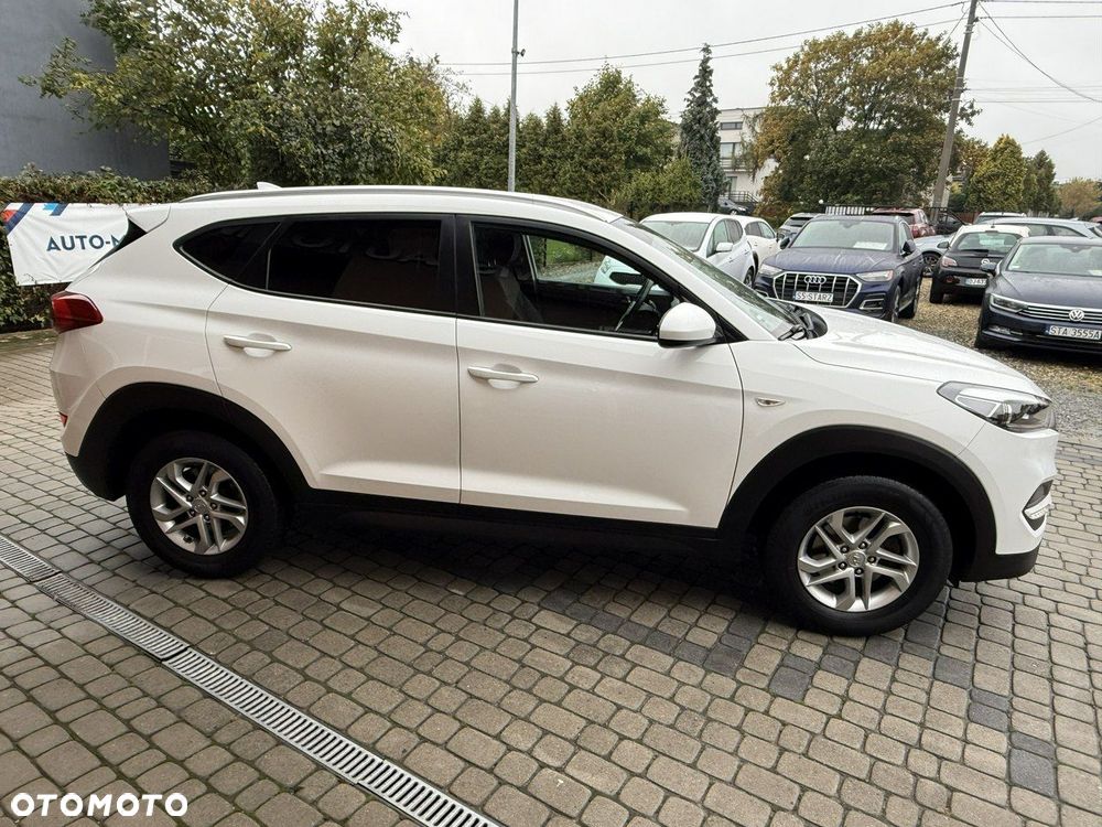 Hyundai Tucson 1.6 GDI BlueDrive Style 2WD - 5