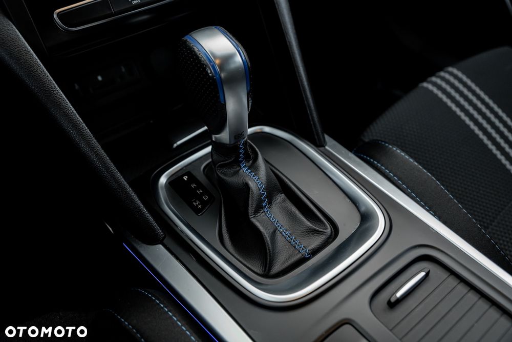 Renault Megane 1.6 TCe GT EDC - 32