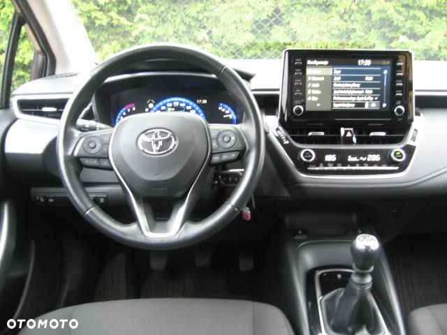 Toyota Corolla 1.6 Prestige - 18