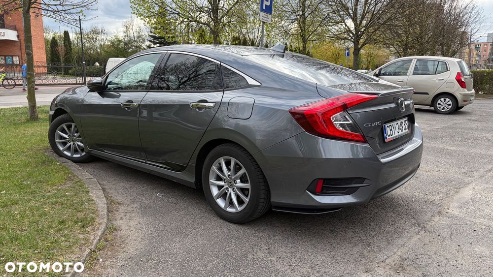 Honda Civic 1.5 T Executive - 4