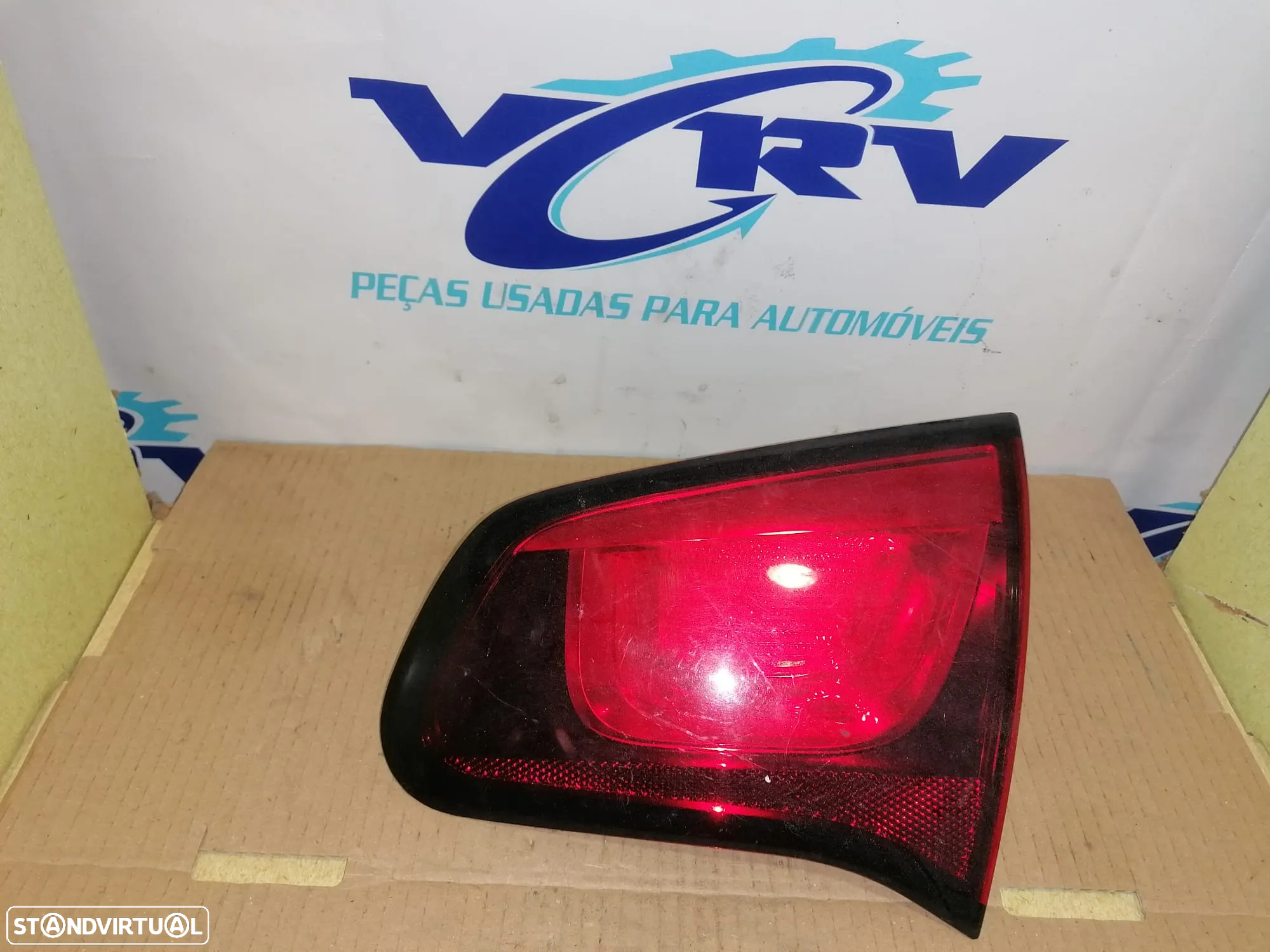 Refletor traseiro Citroen C3 II mala - 4