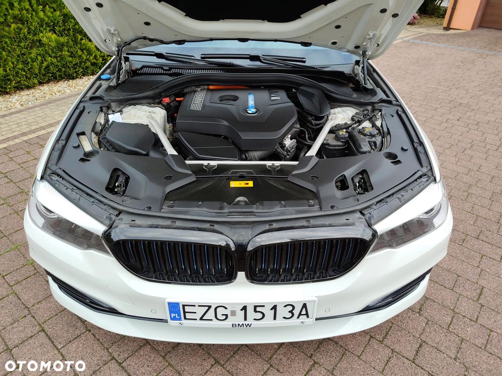 BMW Seria 5 530i mHEV Luxury Line sport - 35