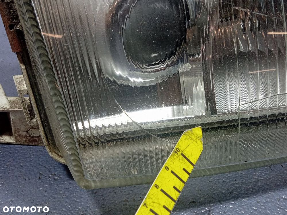 SKODA OCTAVIA I REFLEKTOR PRAWY PRZEDNI LAMPA PRZÓD 246086-00 - 8