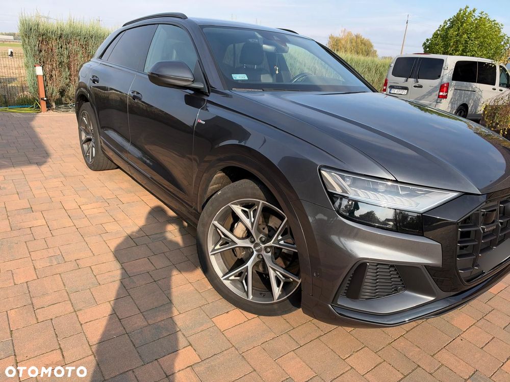 Audi Q8 - 16