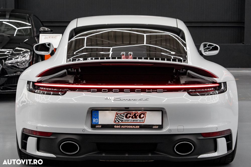 Porsche 911 Carrera 4S PDK - 22