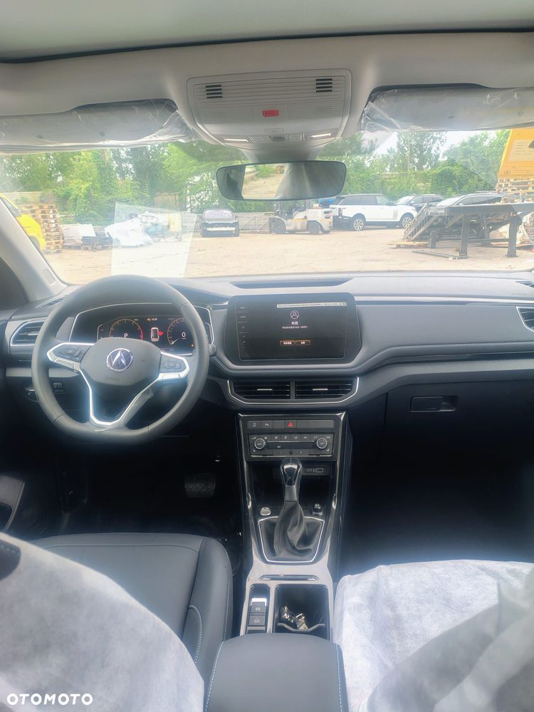 Volkswagen Inny - 8