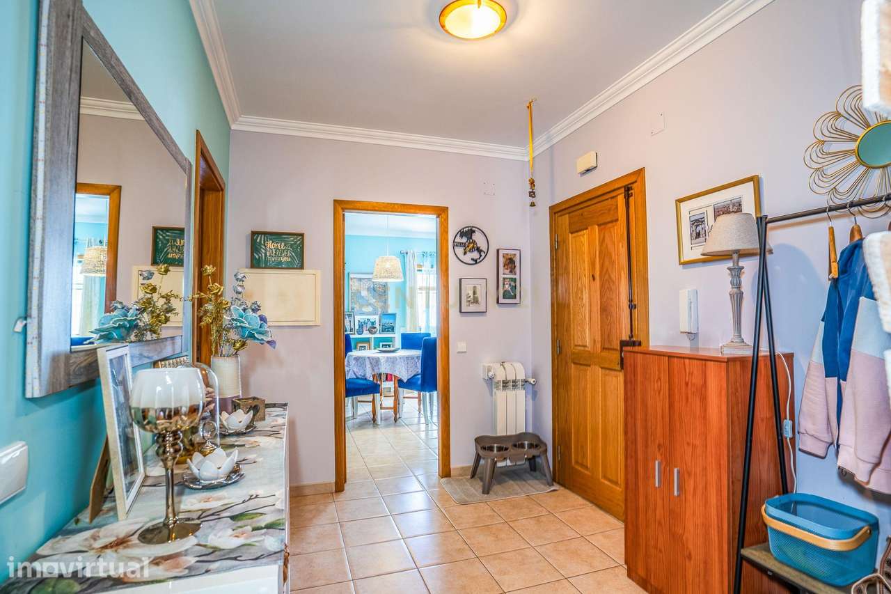 Apartamento T3 com elevador e garagem fechada em Cidade Nova, Caldas d - Grande imagem: 3/24