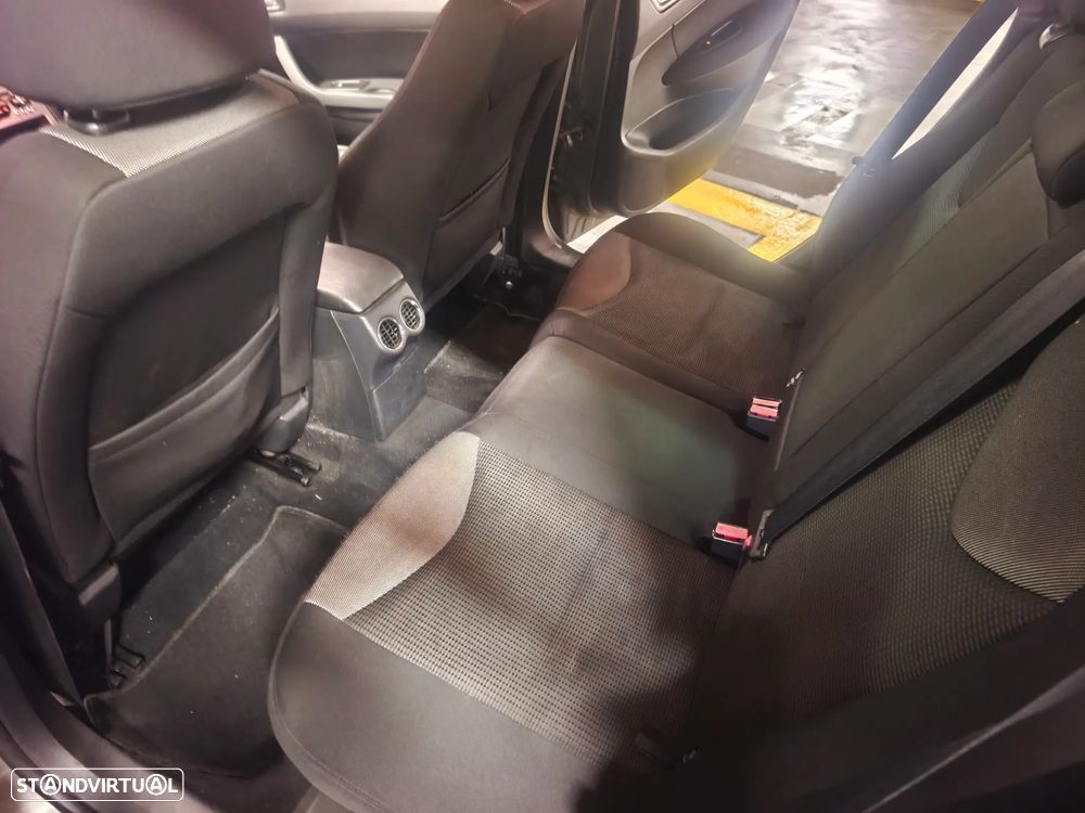 Peugeot 308 SW 1.6 e-HDi Allure CVM6 - 28