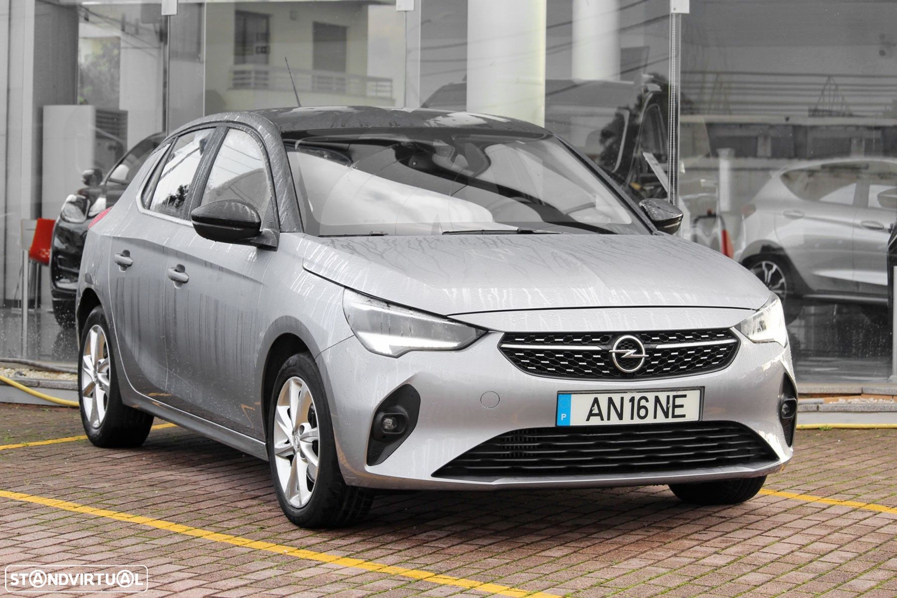 Opel Corsa 1.5 D Elegance - 1