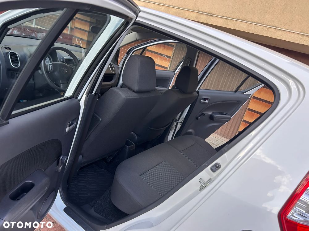 Suzuki Splash - 12