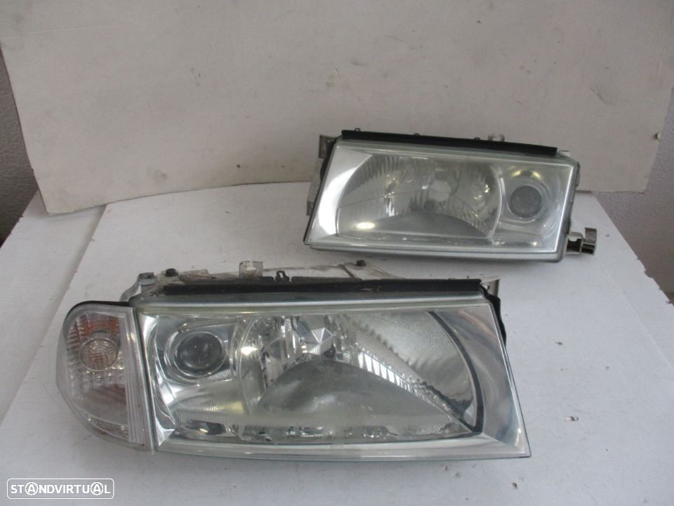 Farol Optica Skoda Octavia Esquerdo Direito - 2