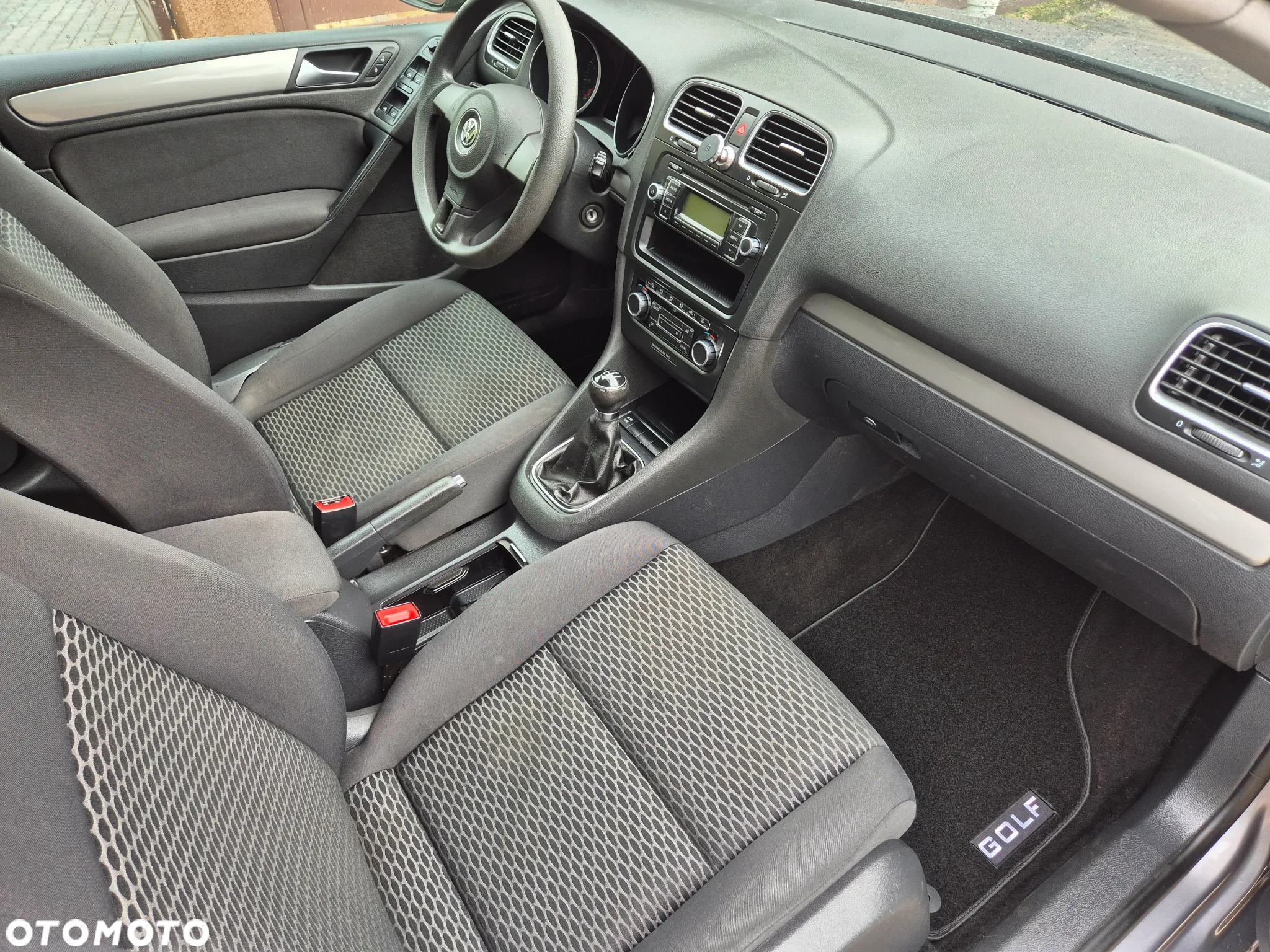 Volkswagen Golf - 15