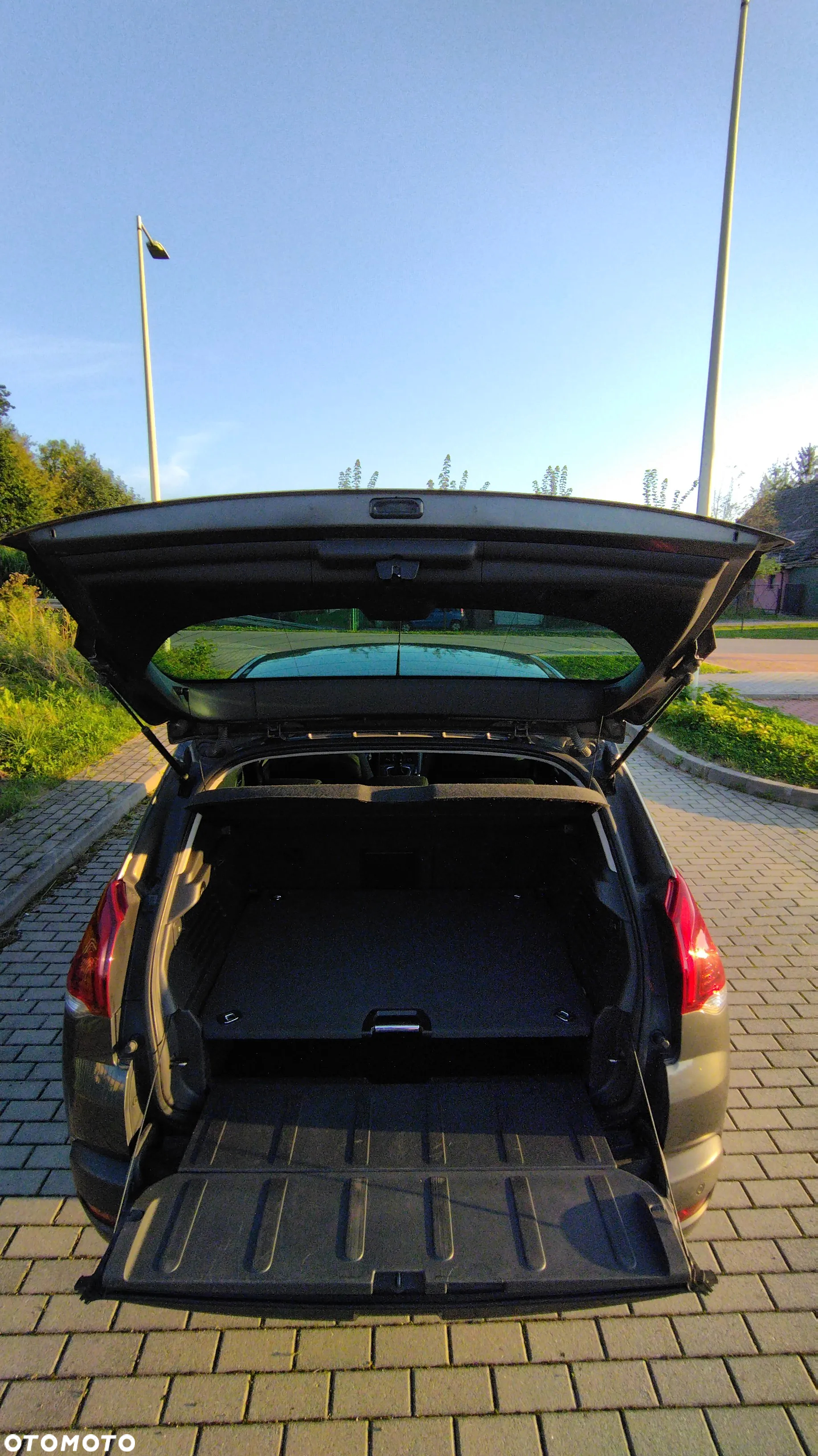Peugeot 3008 1.6 HDi Active - 13