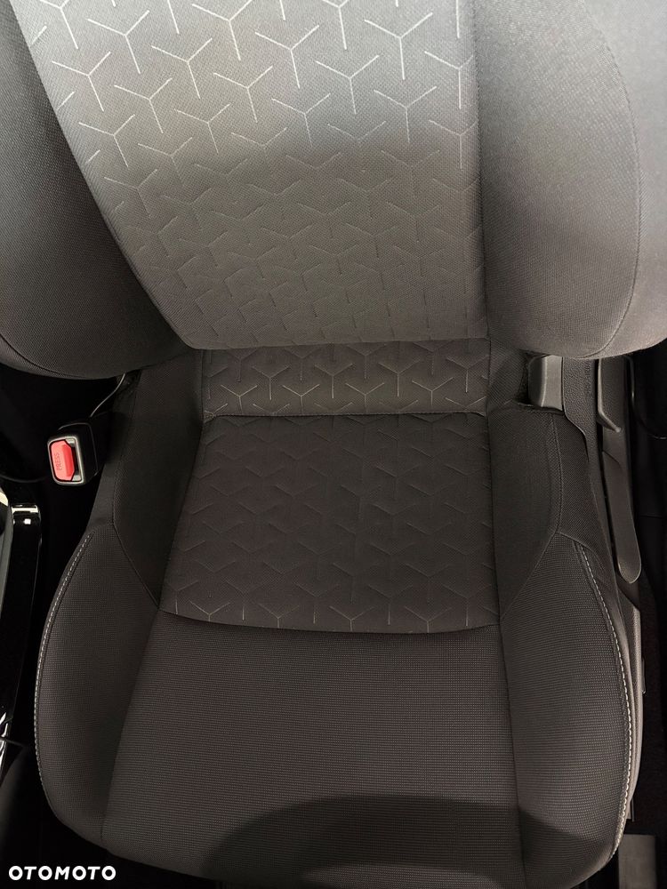 Toyota Corolla 1.2 T Comfort - 17