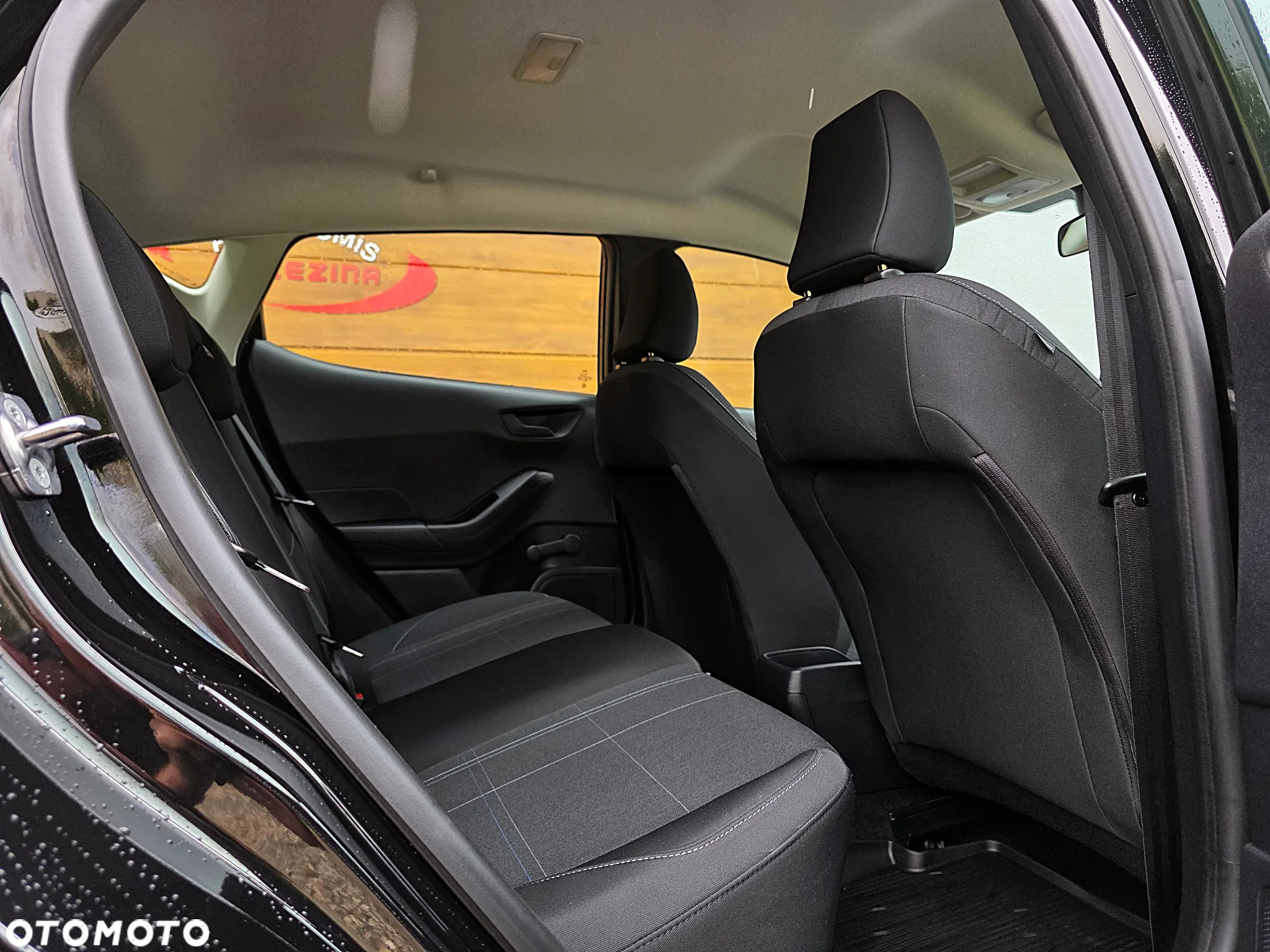Ford Fiesta 1.1 S&S COOL&CONNECT - 20