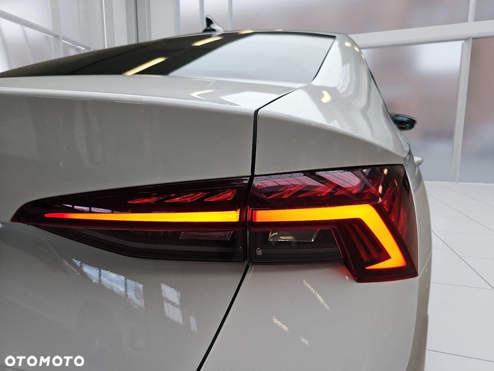 Skoda Octavia 2.0 TDI Ambition DSG - 34