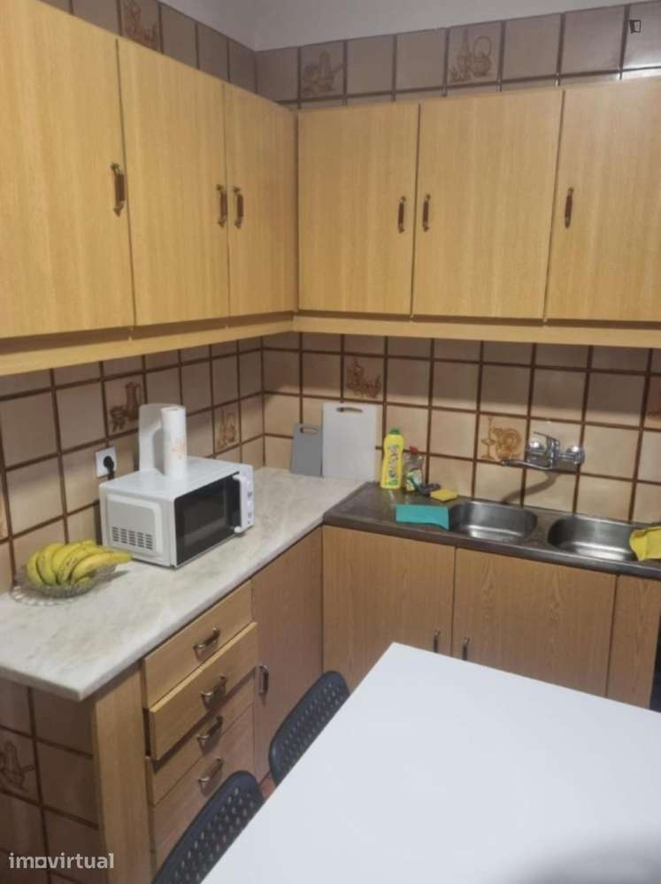 Quarto - localizado em Alvalade Lisbon - Grande imagem: 3/7