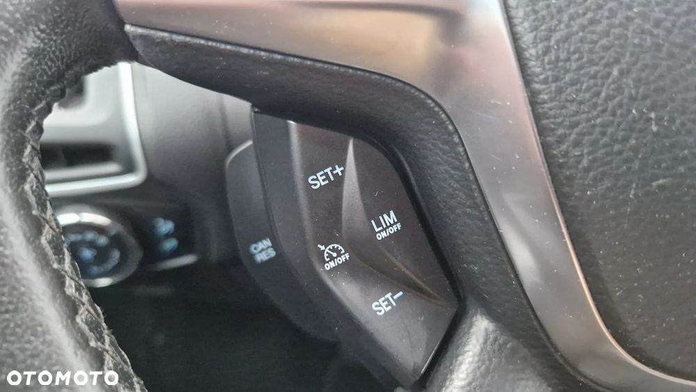 Ford Focus SW 1.6 TDCi DPF Titanium - 13