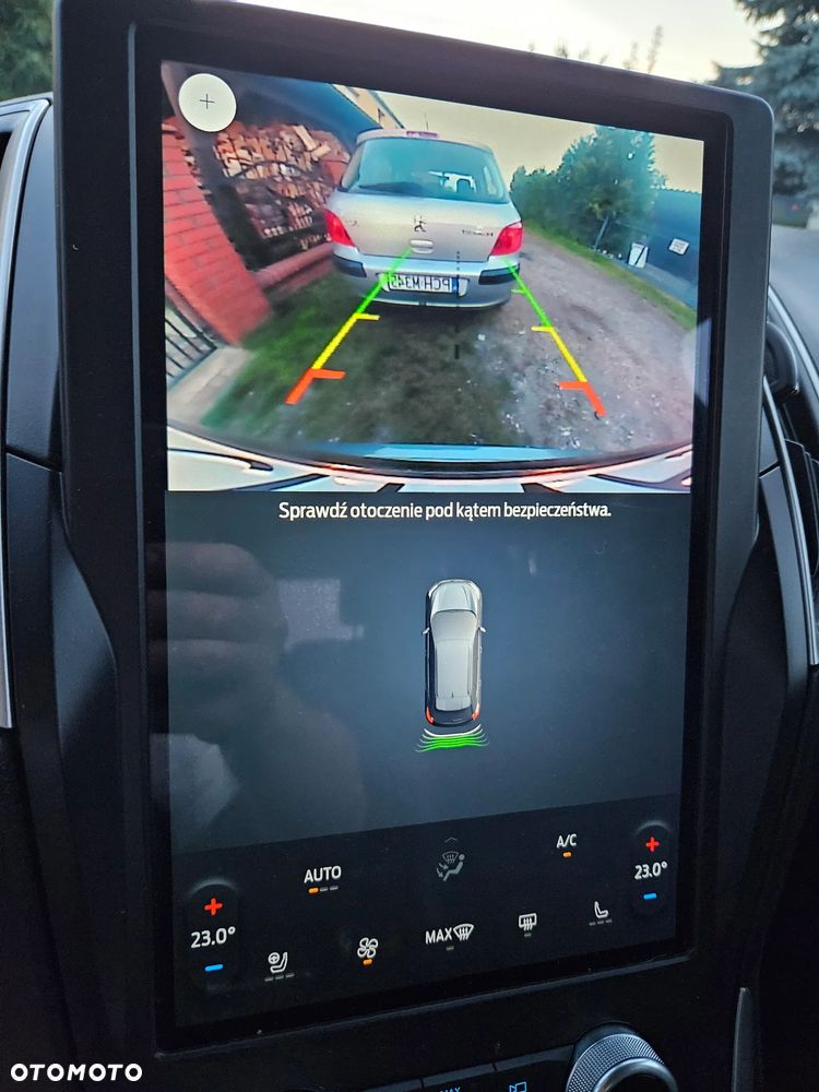 Ford Edge - 17