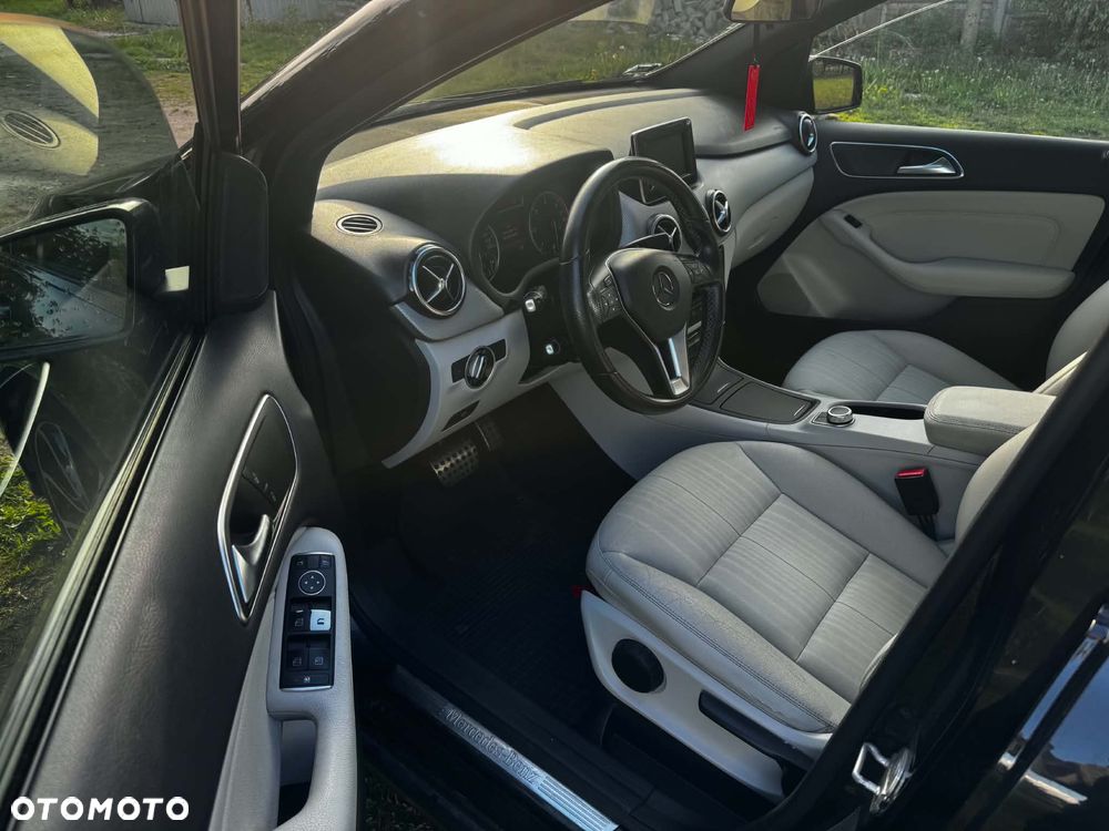 Mercedes-Benz Klasa B 180 (CDI) d 7G-DCT - 2