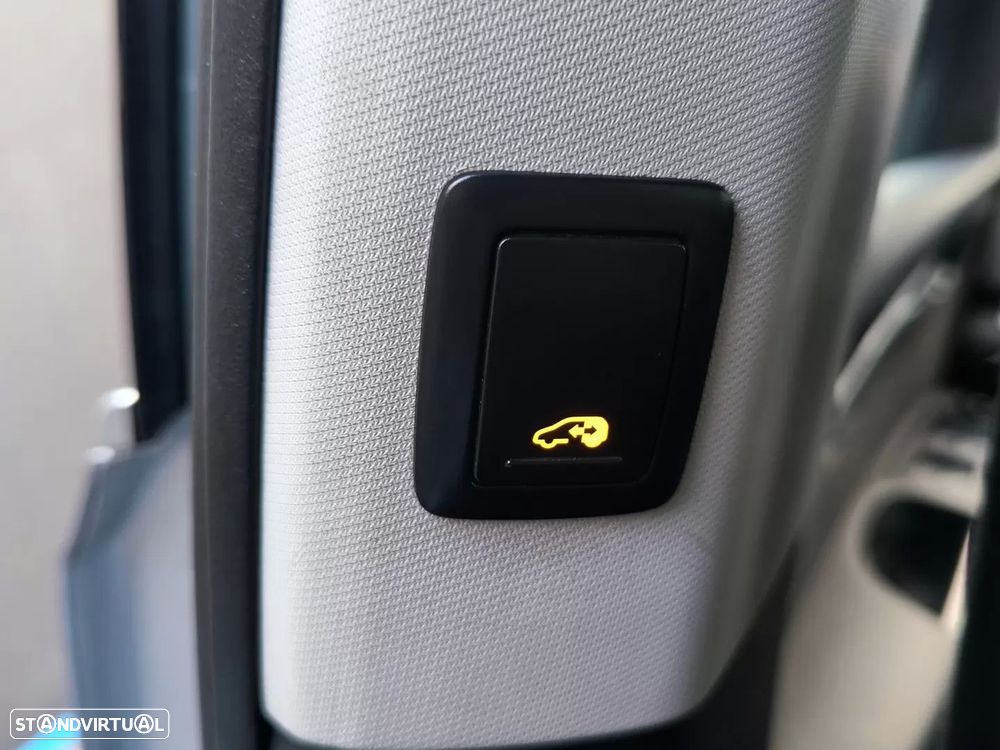 VW Sharan 2.0 TDi Confortline - 43