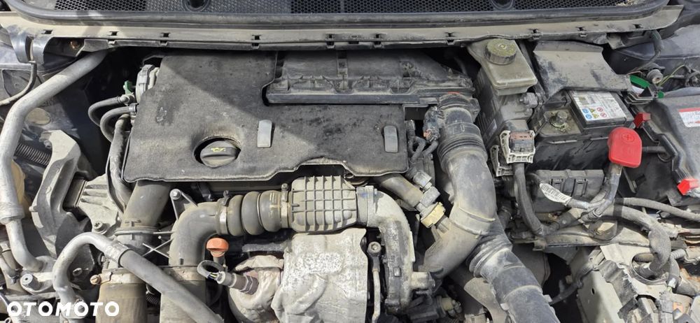PEUGEOT 308 T9 SW fotel kanapa tył - 7