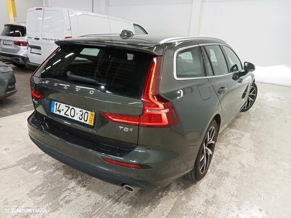 Volvo V60 2.0 T8 AWD TE Momentum - 3
