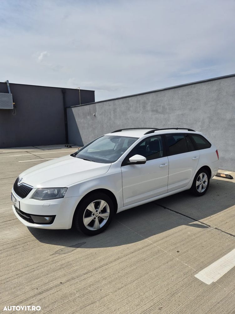 Skoda Octavia 2.0 TDI DSG 4X4 Ambition - 2
