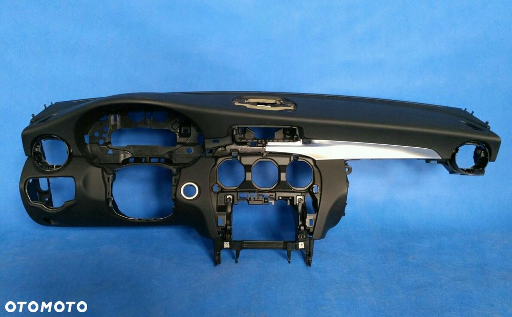 MERCEDES C KLASA W205 KONSOLA KOKPIT HEADUP MANUAL - 1