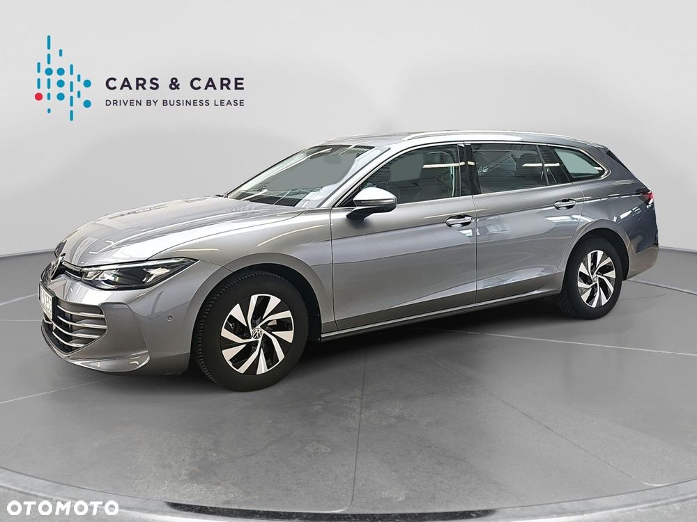 Volkswagen Passat - 33