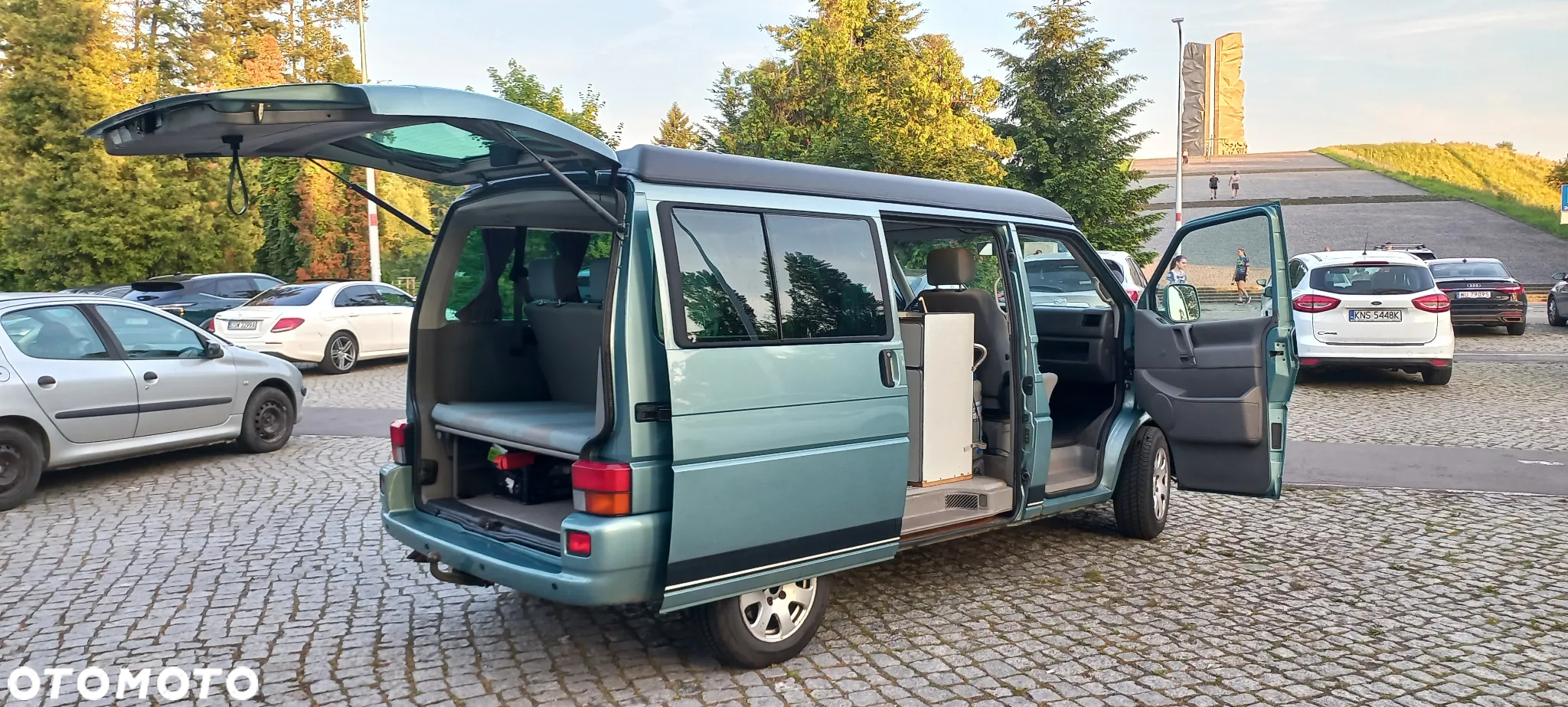 Volkswagen Multivan TDI - 14