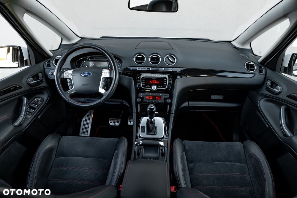 Ford S-Max 2.0 EcoBoost Titanium - 26