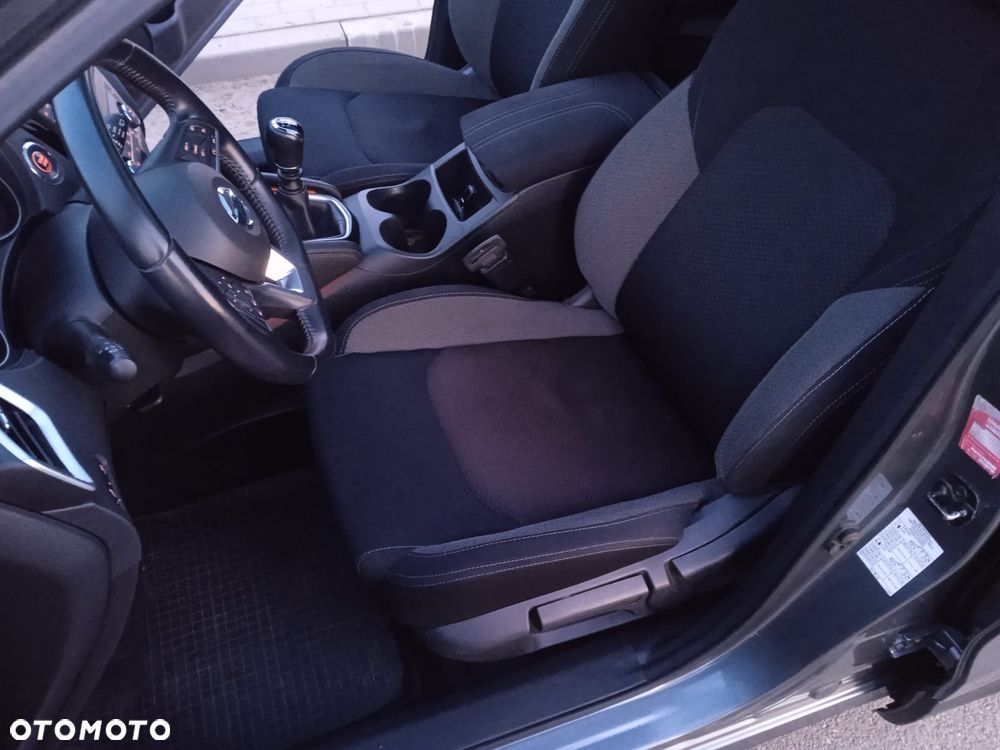 Nissan Qashqai - 11