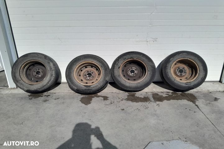 Jante tabla cu anvelope 15 - set 215 / 70 R 15 C Citroen Jumper 2 [2n - 5