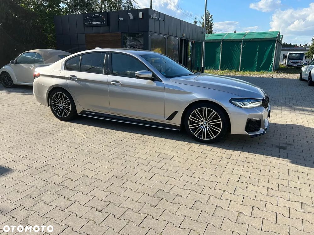 BMW Seria 5 530i xDrive M Sport sport - 2