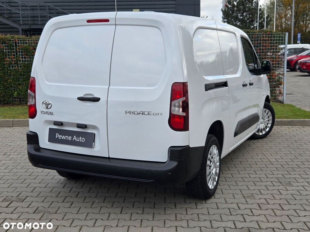 Toyota PROACE CITY - 23
