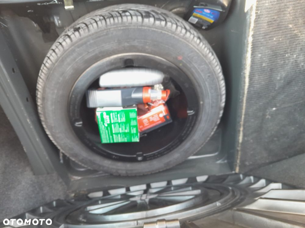 Mercedes-Benz W124 (1984-1993) - 16