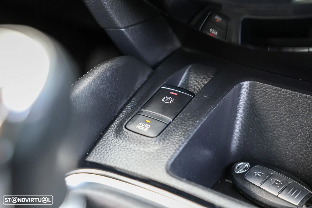 Nissan Qashqai 1.2 DIG-T N-Connecta - 18